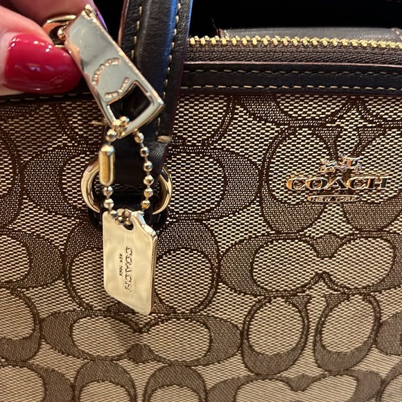 COACH BROWN SIGNATURE MINI TOTE DOUBLE SLOTS STRAP CROSSBODY EXCELLENT CONDITION - Picture 3 of 11